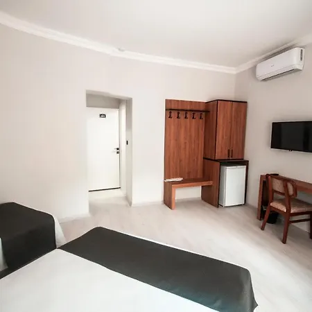 Milaroom Hotel *